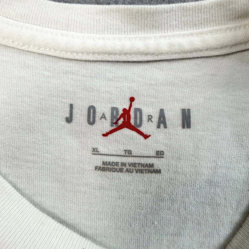 Jordan T-Shirt Mens XL White Jumpman Logo Cotton Short Sleeve Tee